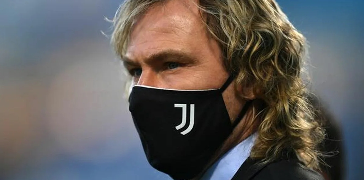 Pavel Nedvěd, fotbalový svět naslouchá